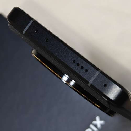 小米 Xiaomi 13 Ultra 黑色國行16GB+512GB高配版99%新，少用後備機全套