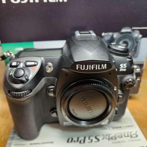 Fujifilm S5 pro
