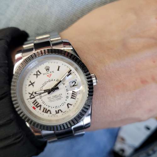 玩具手錶 白金Sky-Dweller 39mm 白色326939    9成新。可以交換玩。