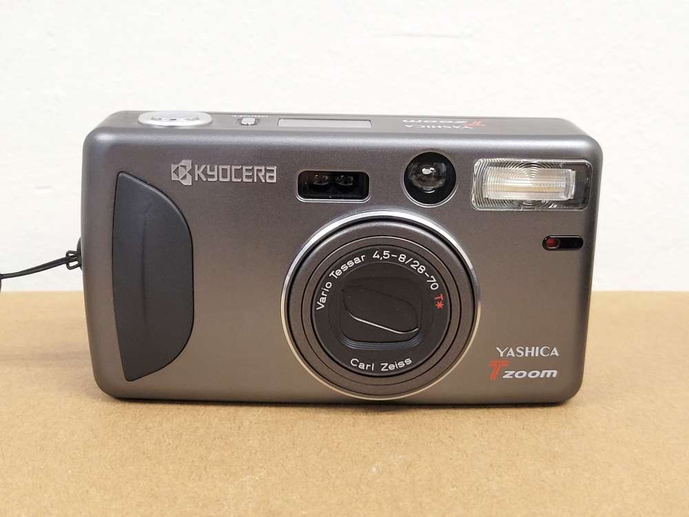 Kyocera Yashica T* Zoom 菲林相機- 二手或全新菲林相機, 攝影產品