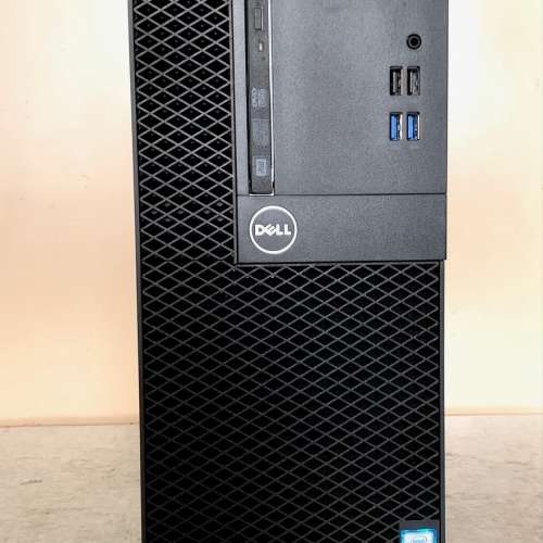 Dell 3050Tower, Intel i7-7700 3.6GHz, 16G Ram, 256GB NVMe + 1TB HD .WiFi / BT