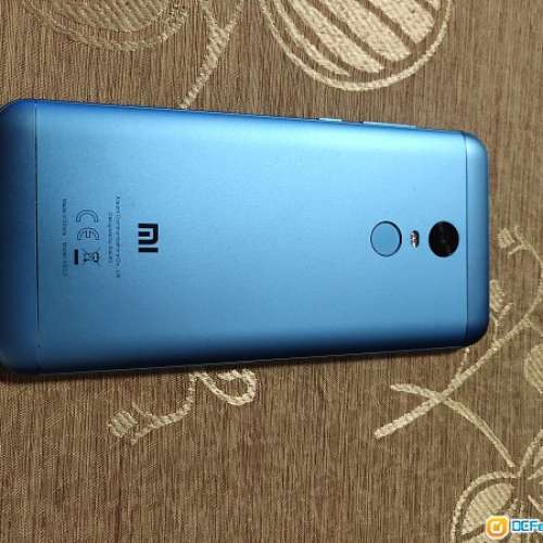 95%新 香港行貨 淺藍色  紅米 5 PLUS , 4+64GB