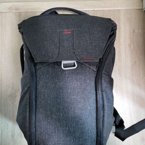 Peak design everyday backpack v1 online 20l