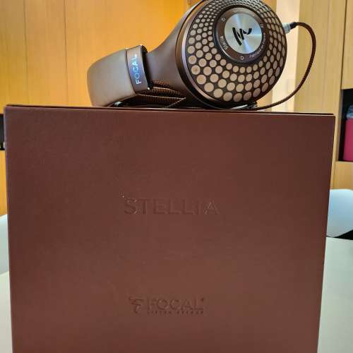 Focal Stellia 旗艦封閉耳筒