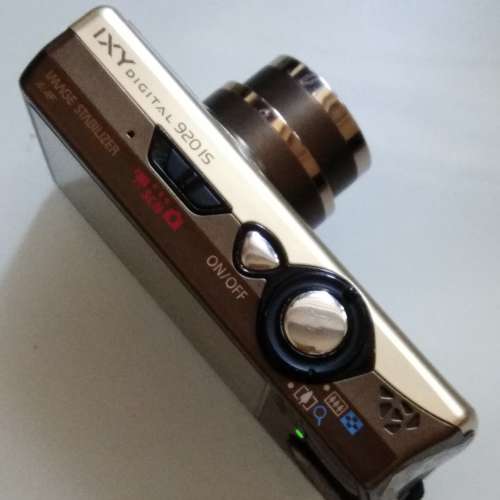 Canon IXY 920 IS (即 IXUS 870 IS)
