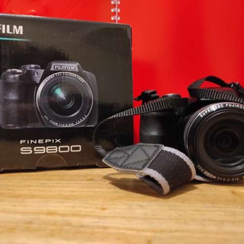 Fujifilm FinePix S9800