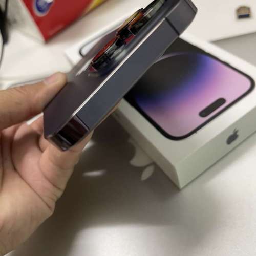 iPhone 14pro 256gb紫色，港行極新,，電池健康度100,完美冇花，所有功能正常，，全套...