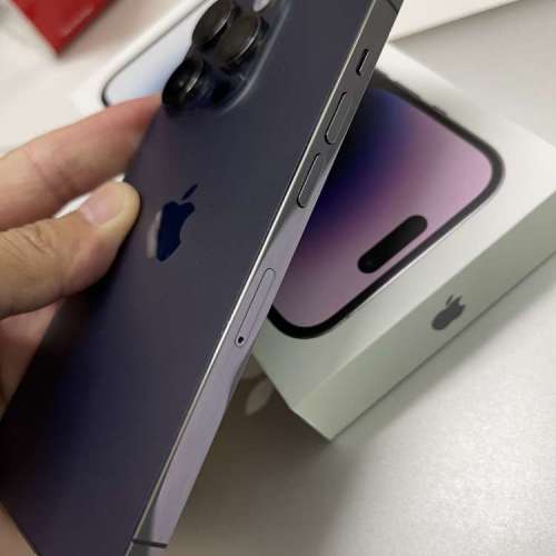 iPhone 14pro 256gb紫色，港行極新,，電池健康度100,完美冇花，所有功能正常，，全套...