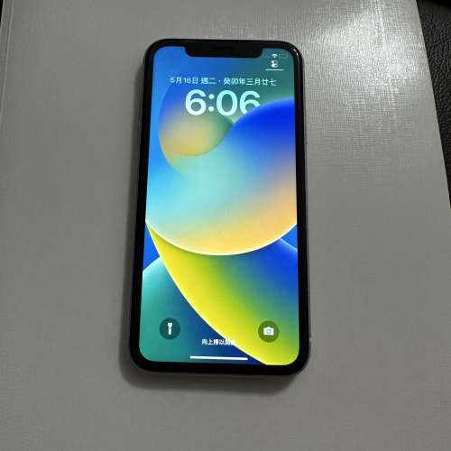 iPhone XR 128GB 白色