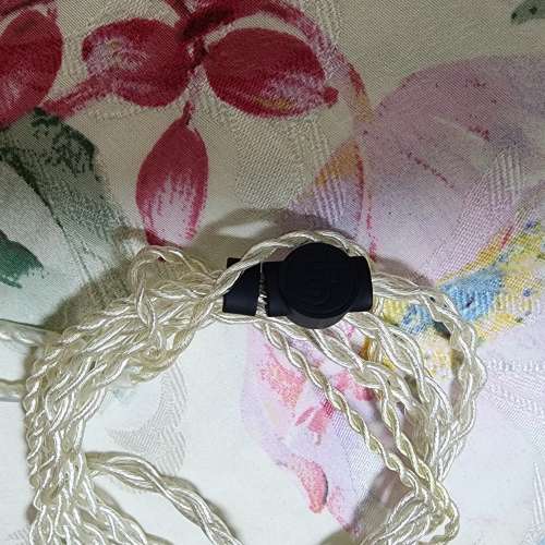 64audio 鍍銀2.5平衡 2pin線