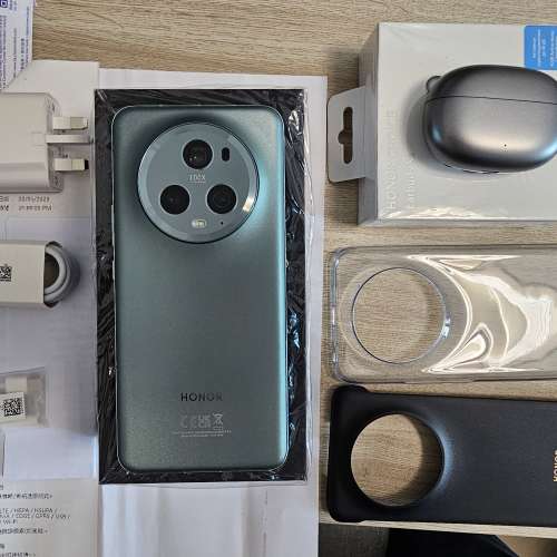 Honor Magic 5 Pro (綠色,行貸,保用到2024/05) + EarbudsX3