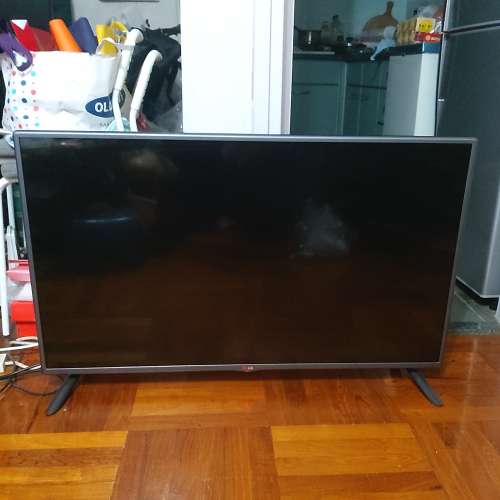 LG 42&rdquo; LED iDTV