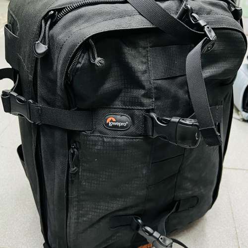 Lowepro runner x350 AW