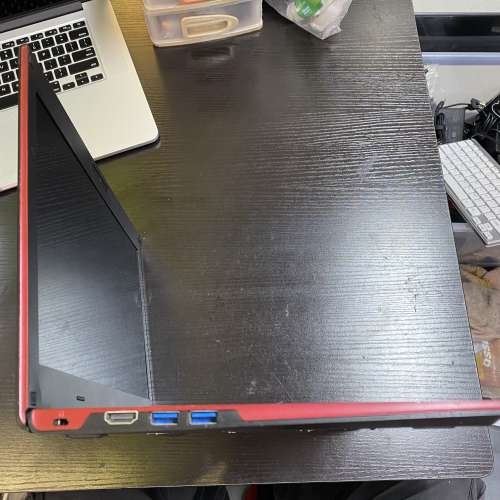 [輕巧] Fujitsu LifeBook UH554 (Core i3 / 13.3" 高清 / Win 11 / Office 2019 / ...