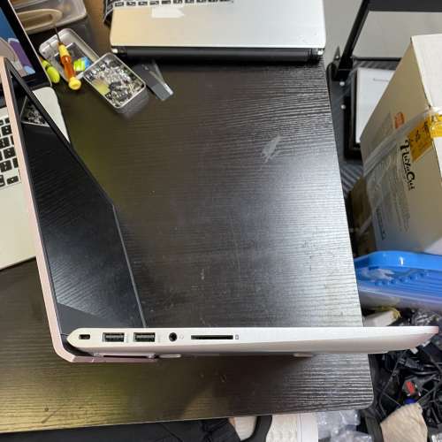 [金屬] HP Pavilion 14 (8代4核 i5 / 14" 全高清 / Win 11 / Office 2019 / SSD)