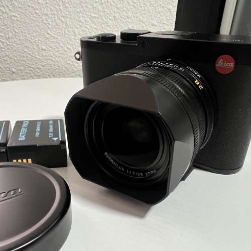 Leica Q 有盒
