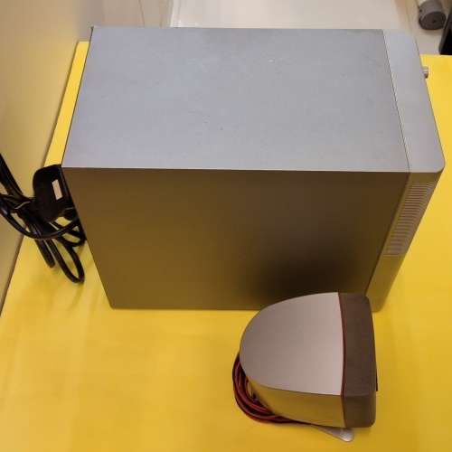 音響 subwoofer system (Micro Lab)