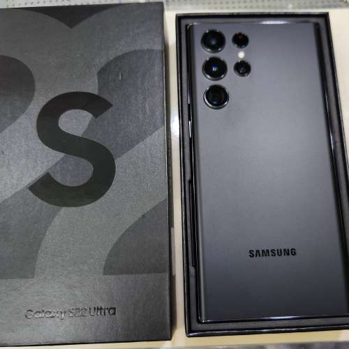Samsung S22 Ultra 行機512gb 黑色，全套有盒有單， 99%新，原廠保養至2024年1月3日