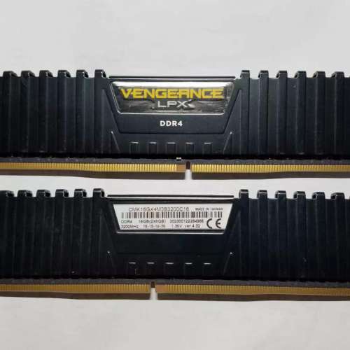 ONE PAIR of CORSAIR DDR4 8GB (TOTAL16GB) 3200MHz GAMING RAM