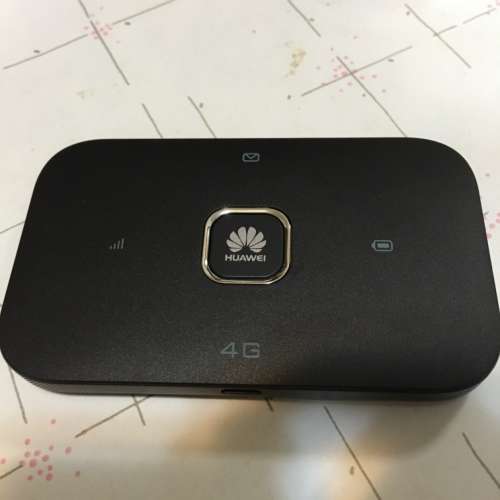 全新 華為 huawei 4g modem Wi-Fi router 3s 買左一個月因為換左雙卡電話所以最後冇...