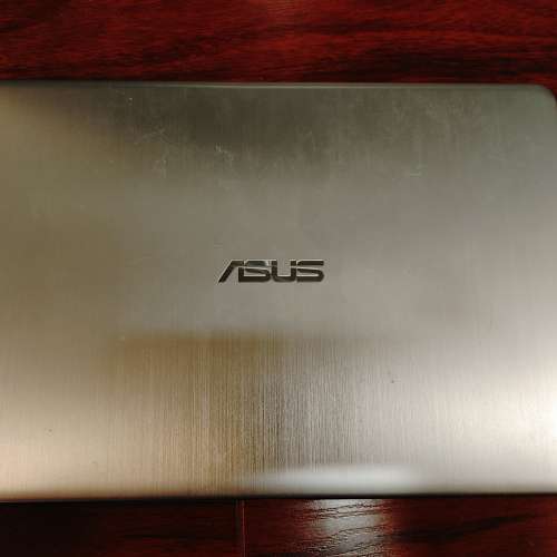 Asus VivoBook 1.3kg ultra light notebook  i5-8250U