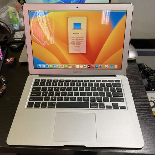 Apple MacBook Air 13 [2017] (Core i5 / 最新MacOS Ventura / Office 2019 / SSD)