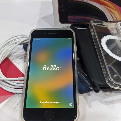 iPhone SE2 128G=HKD1000