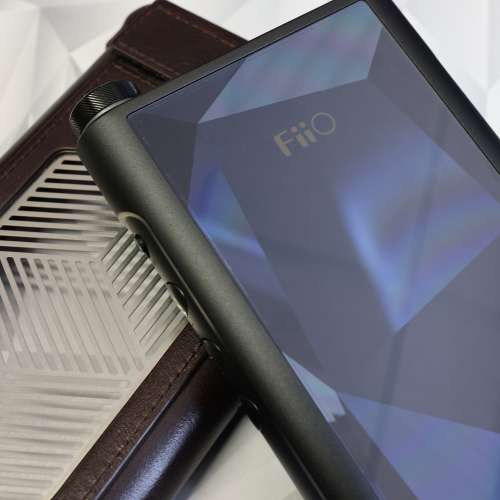 Fiio M15s 港行長保養 齊單齊盒齊配件 99.99% new 外觀等同全新