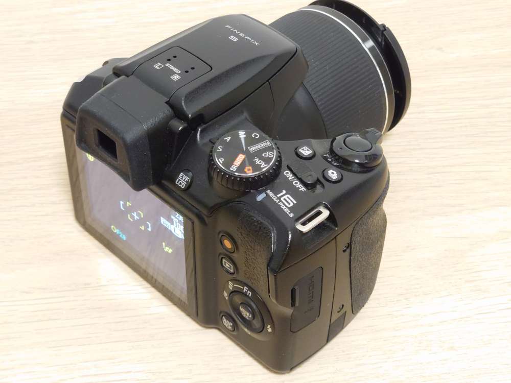 買賣全新及二手數碼相機, 攝影產品- Fujifilm FinePix S9800 （50x