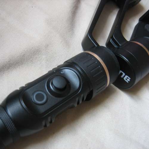 Hohem  三軸穩定器