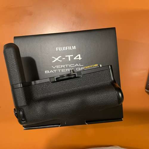 新淨 齊盒齊件 X-T4連直倒