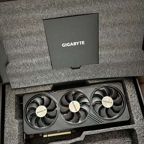 Gigabyte GeForce RTX­­™ 4070 GAMING OC 12G
