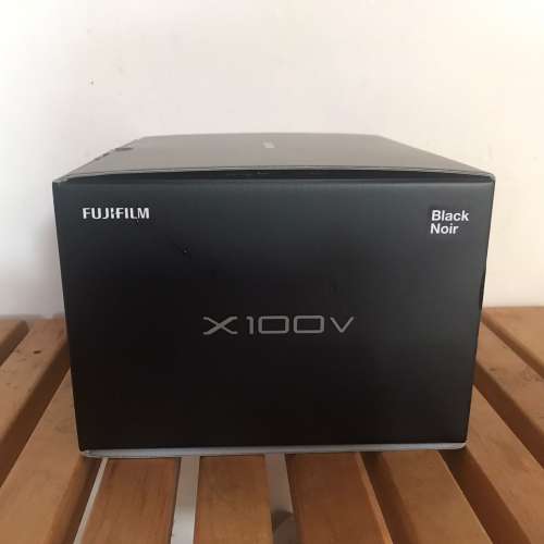 日本制100%全新 Fujifilm X100V 數碼相機 ( 黑色 )