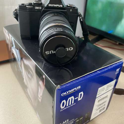 Olympus OMD EM5 12-50mm 3.5-6.3 EZ Kit