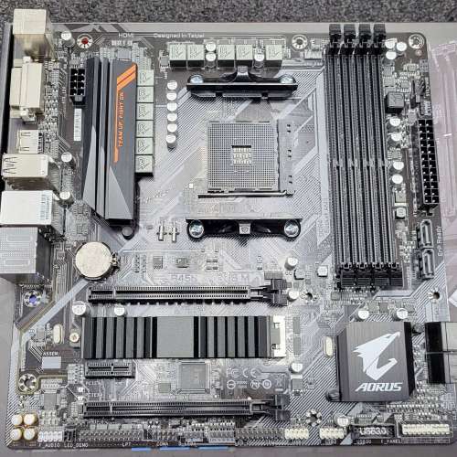 Gigabyte B450 AORUS M (B450 chipset) (mATX底板, 適用AMD Ryzen 1、2、3、4、5代...