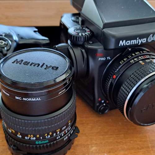 出售9成新Mamiya 645proTL + 80mm 2.8+ 50mm 2.8+ 自動捲片手柄+ 電子測光頂