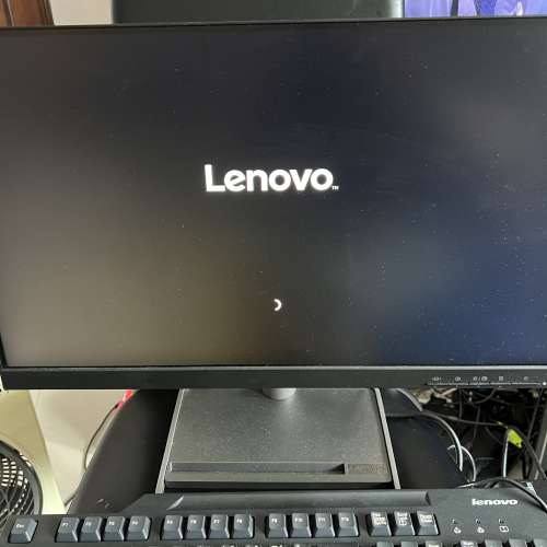 Lenovo m70s i7 10700 8gb 512gb SSD 22 inch monitor