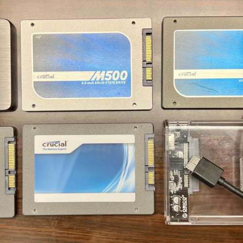5 隻 SSD 連 1 usb 3.0 盒