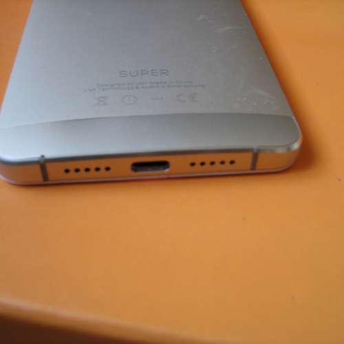 九成新 UMI-super mobile phone