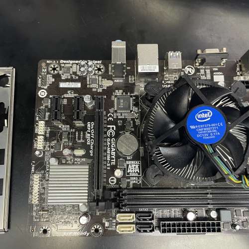 Intel PentiumD G3220 + Gigabyte H81M-S1 90% new 100% working perfect