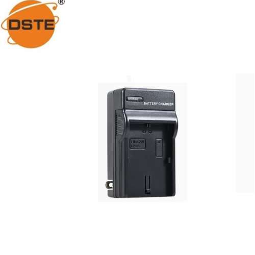 DSTE NP-FV50 Lithium-Ion Battery Pack With Charger 代用鋰電池連充電機 (7.4V，...