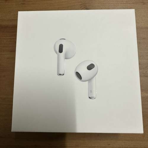 [全新未開] AirPods (第 3 代) 配備 Lightning 充電盒