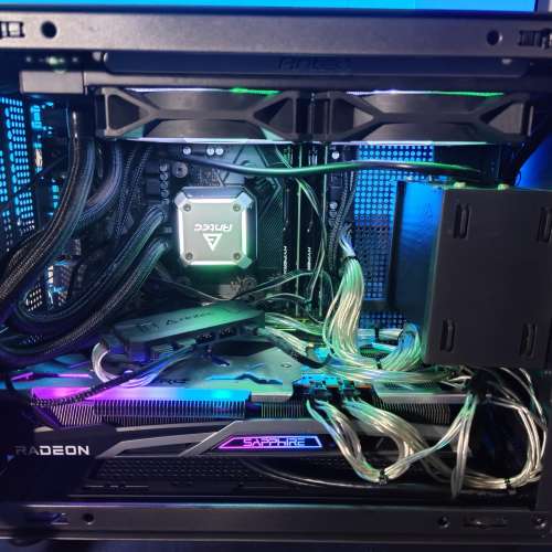 RGB水冷小型主機 AMD5600X 24G RAM 6700XT顯卡 1T SSD