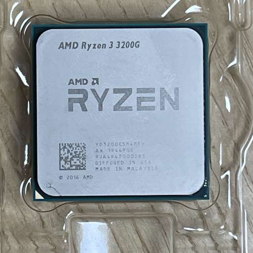 二手 AMD RYZEN 3 3200G 4CORE AM4 CPU