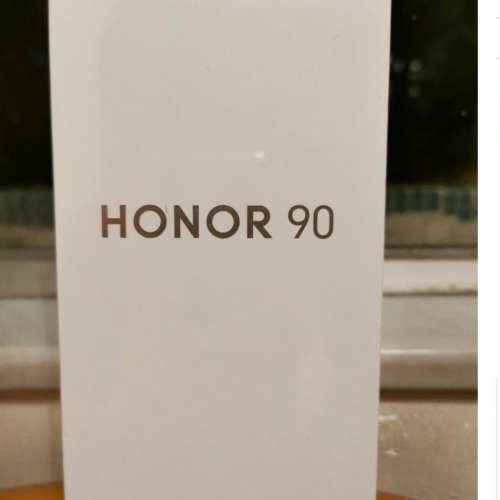 Honor 90 冰羽藍+ 大疆手持雲台
