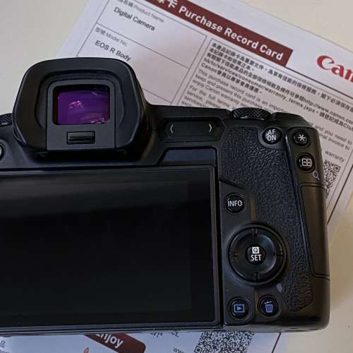 Canon EOS R 跟 Battery Grip BG-E22