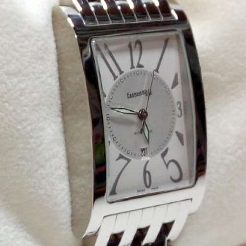 Eberhard(魁北克)機械自動鋼腕錶.