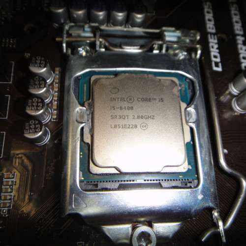 Intel® Core™ i5-8400 處理器 2.80 GHz 八代CPU Socket 1151