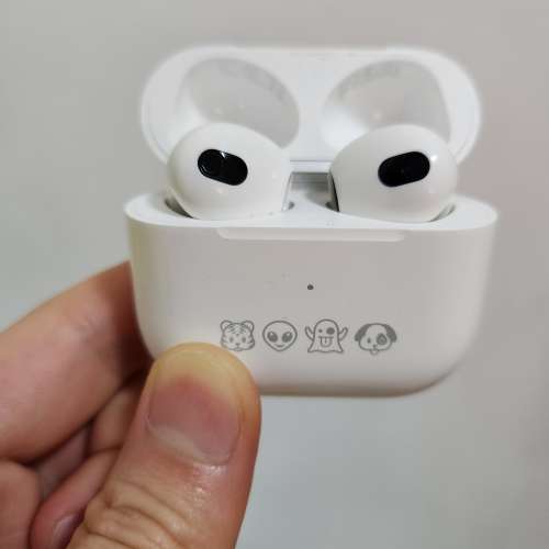 新淨 香港行貨 AirPods 3 購自 Apple Store