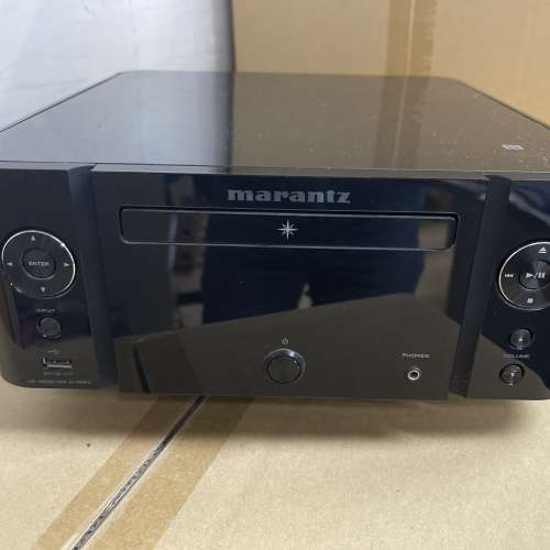 Marantz. MCR611 網路CD收音擴音機